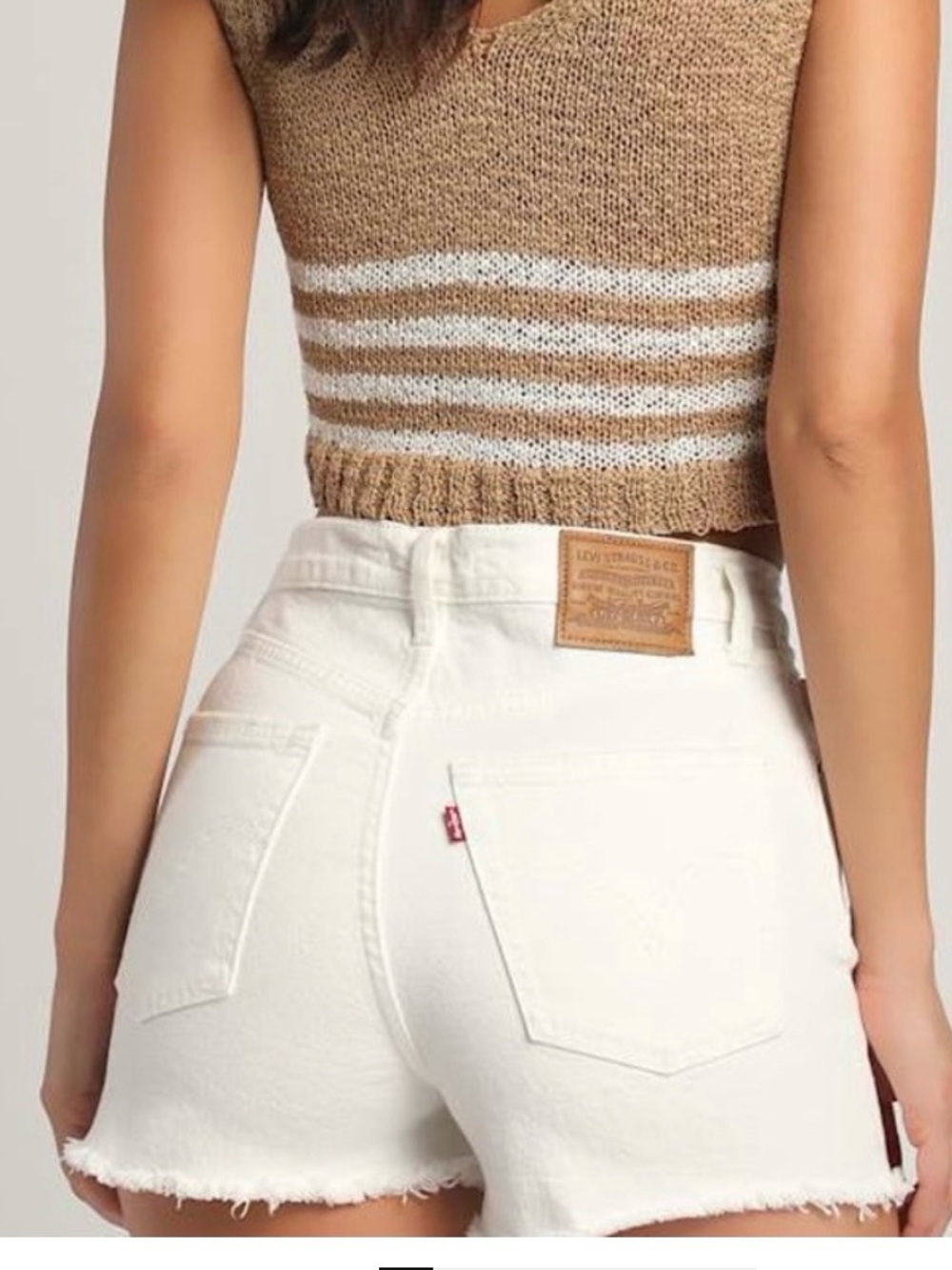 Levi’s Ribcage Shorts - Picture 12 of 12